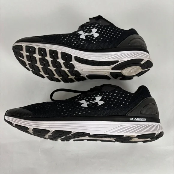 Under Armour, Men's 8.5 Athletic, Charged Bandit 4, Black, Running Sneakers - Picture 9 of 10